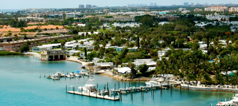 jupiter bay with boats docked near homes