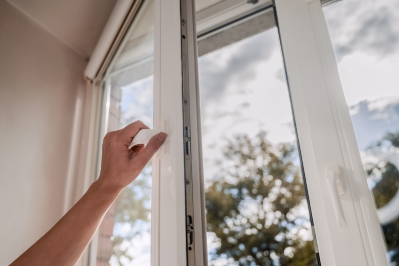 ac, open windows, fresh air, natural ways to stay cool, stay cool, summer, summer heat, air conditioner, air conditioning, stay cool before turning on the ac, turning on the ac